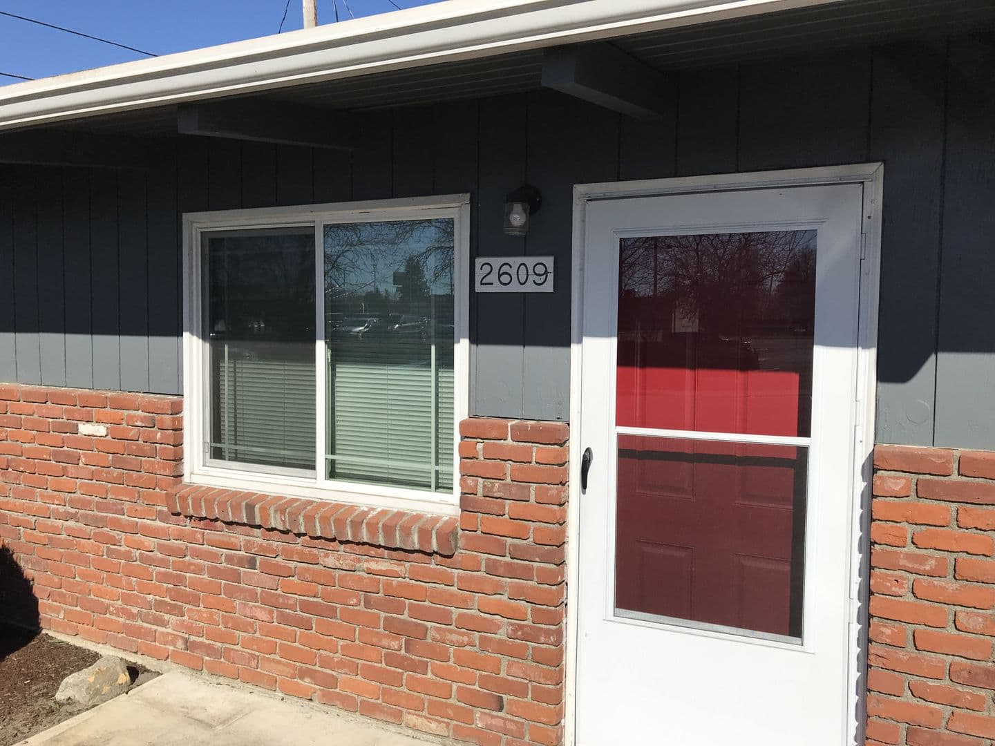 Albany Apartment: 2601 4th Avenue SE