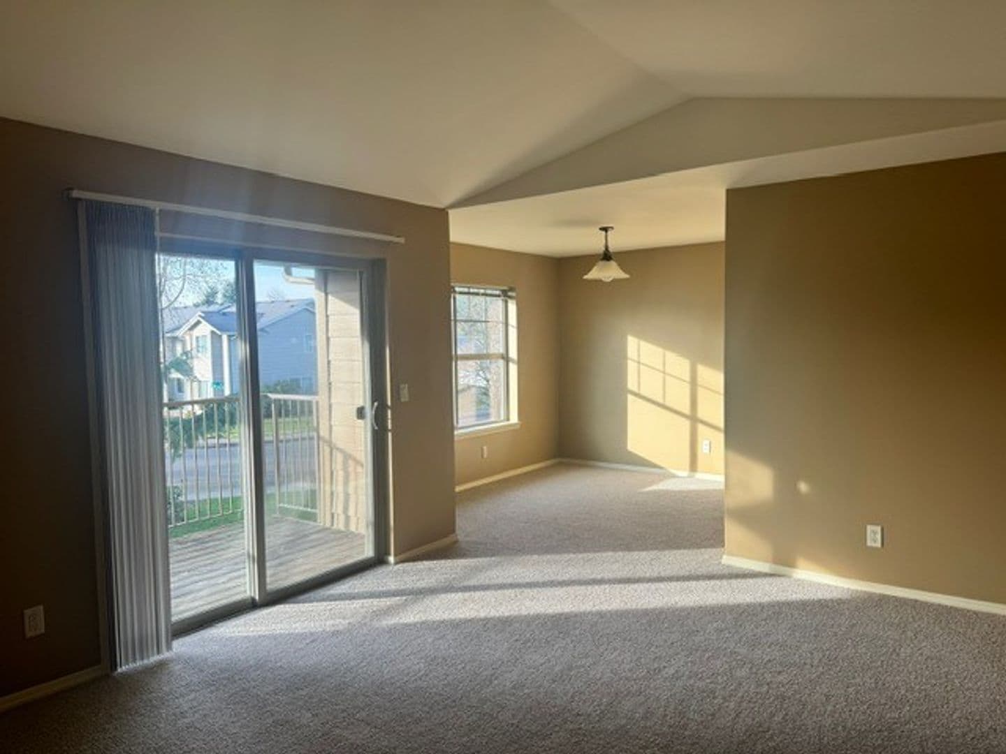 Salem Apartment: 4976 Turquoise Ave SE