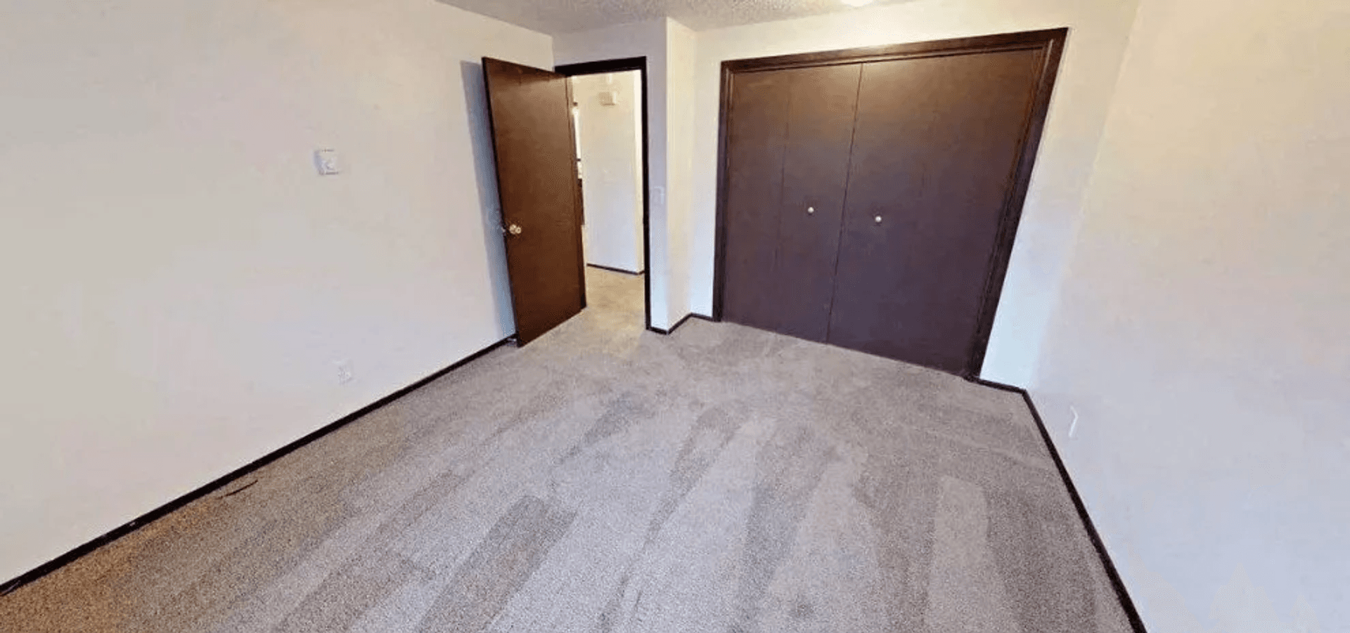 Salem Apartment: 1107 Hines Street SE