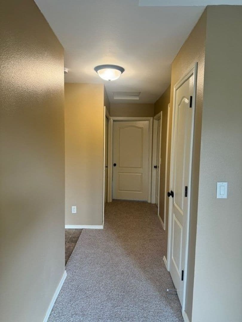Salem Apartment: 4976 Turquoise Ave SE