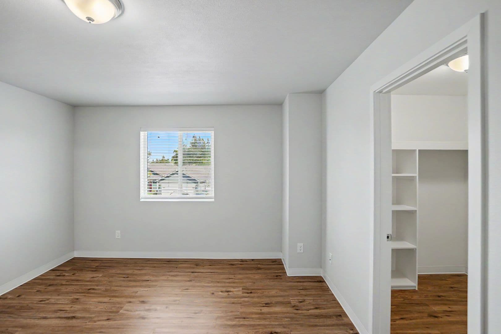Salem Apartment: 1320 Mildred Lane SE