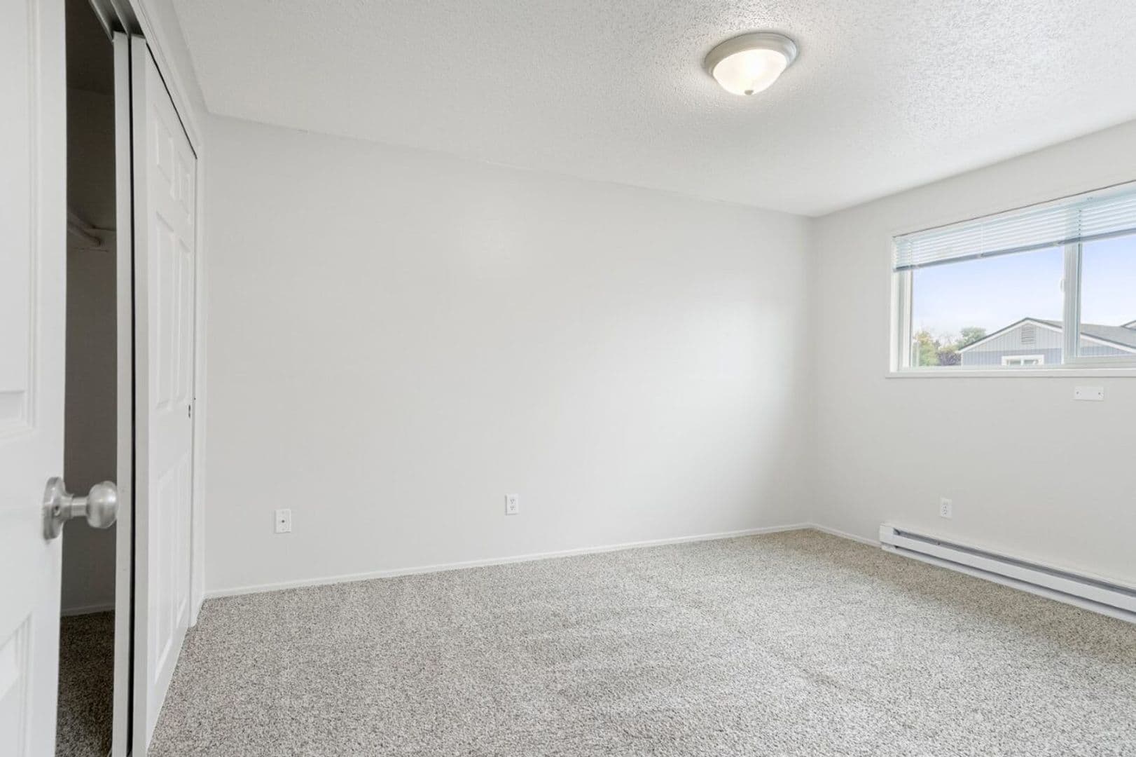Lebanon Apartment: 750 E Street