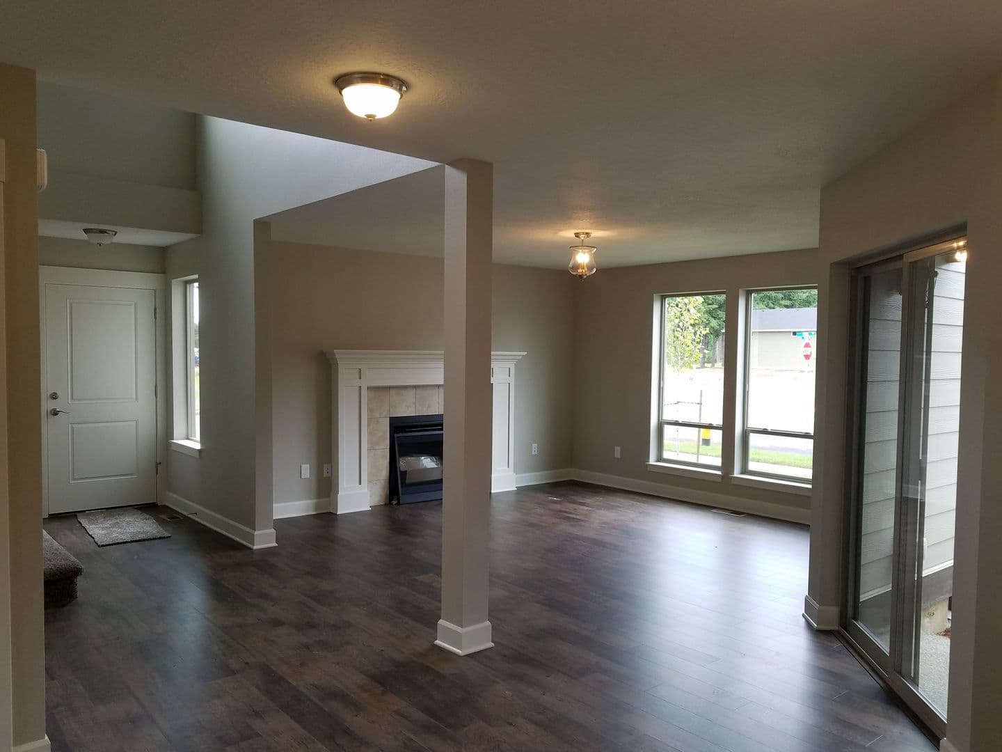 Stayton Apartment: 784 Fox Street