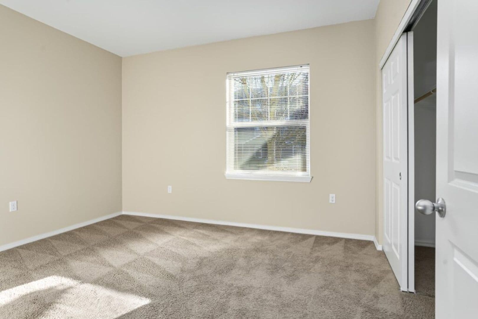 Salem Apartment: 1668 Baxter Rd SE, #100