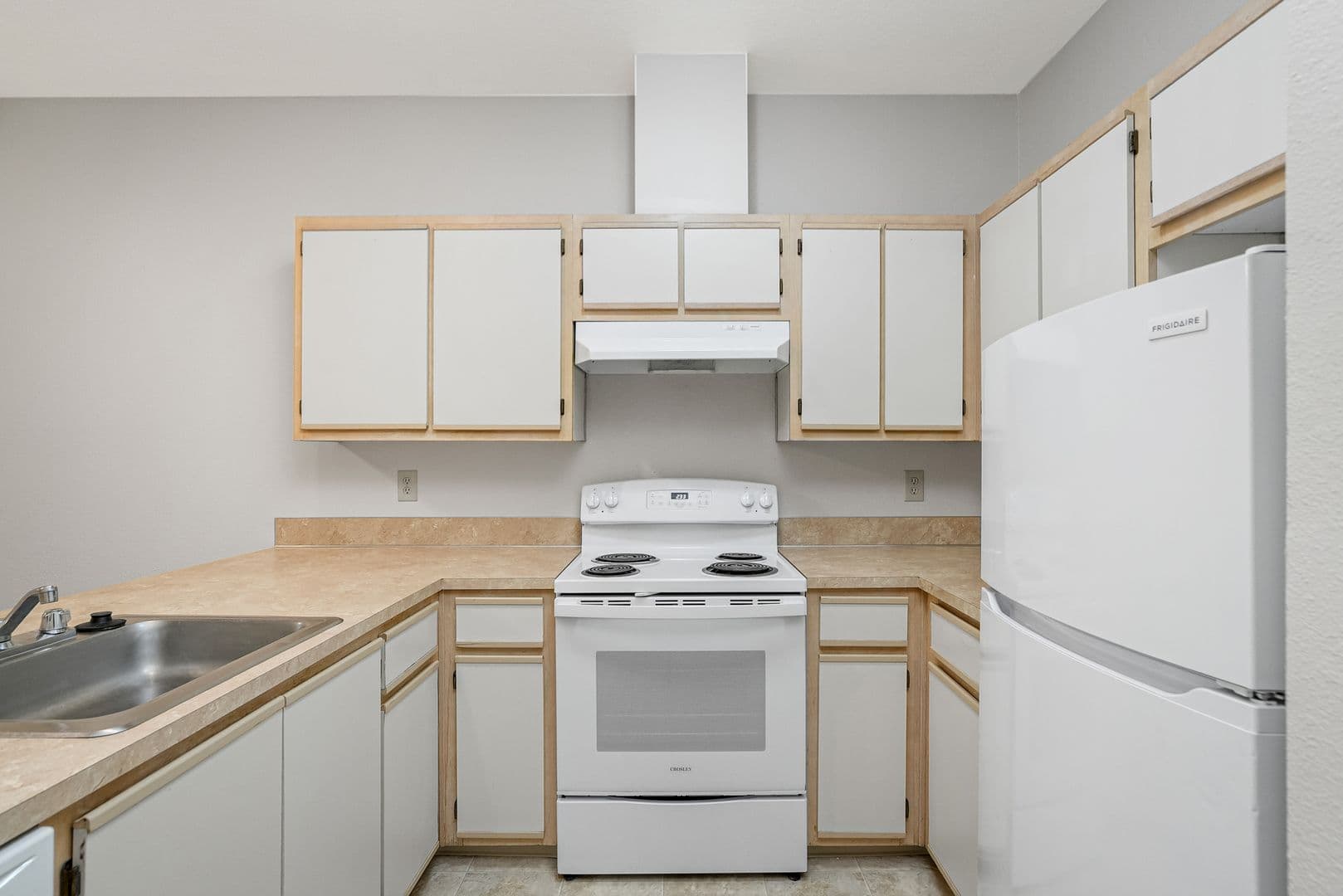 McMinnville Apartment: 2938 NE Evans St