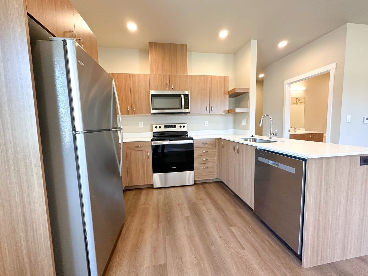 Salem Apartment: 4624 Lancaster Dr NE