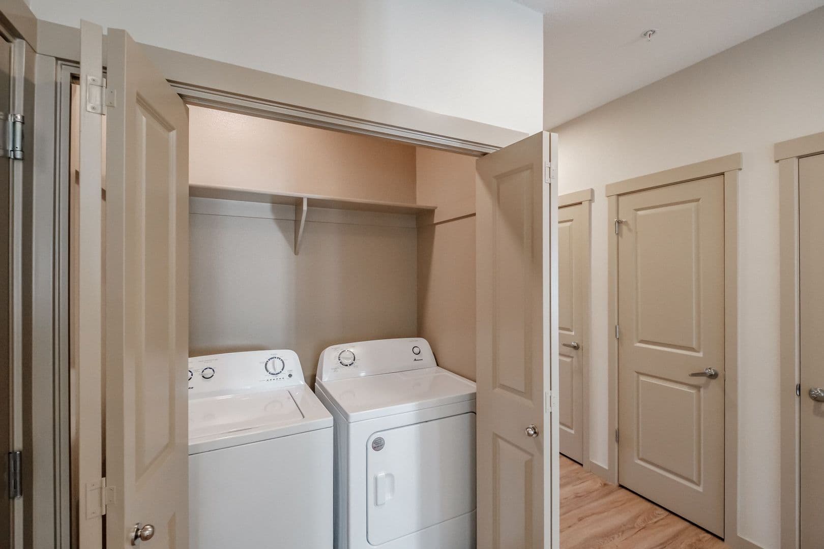 Keizer Apartment: 756 Chemawa Rd NE