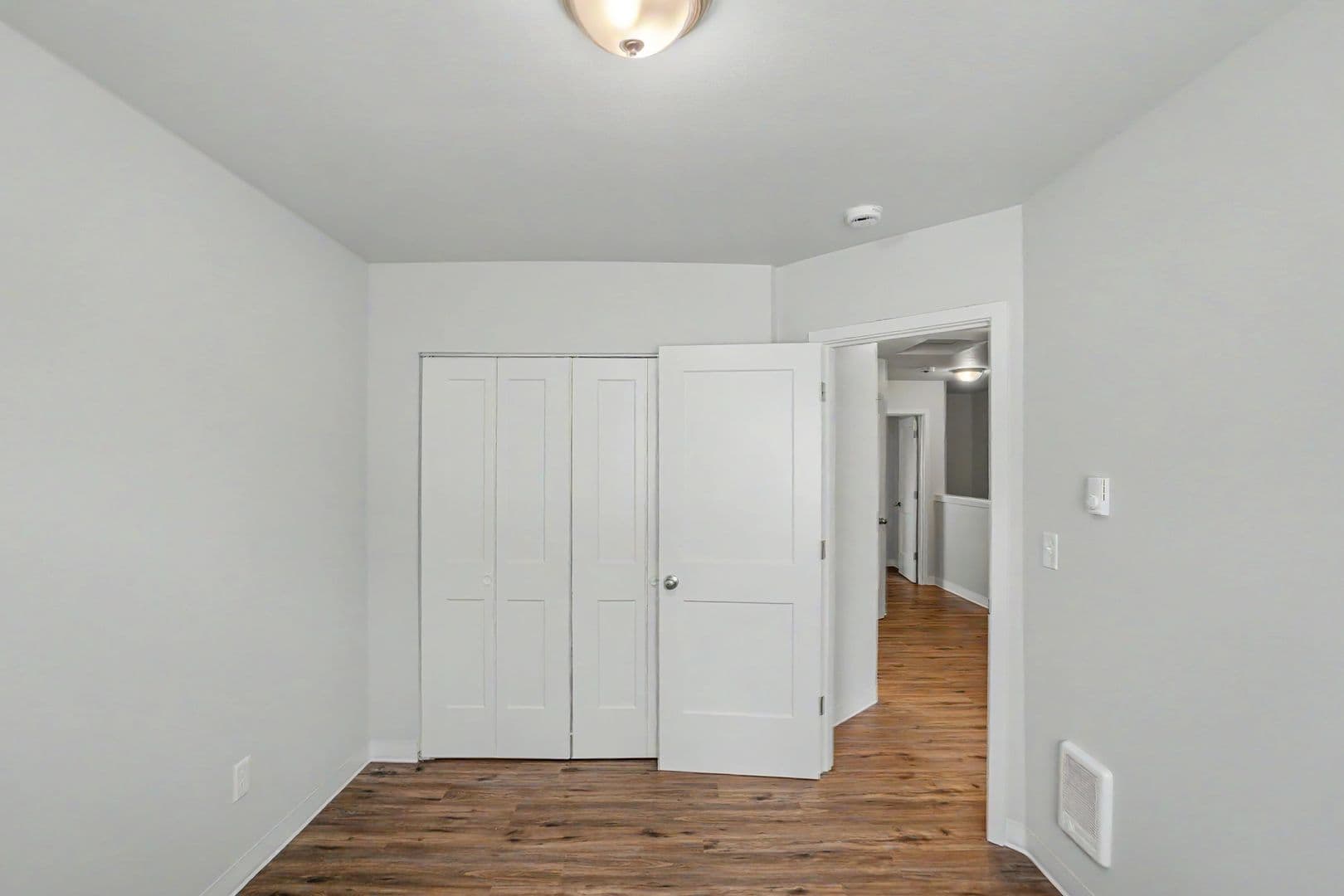 Salem Apartment: 1310 Mildred Lane SE
