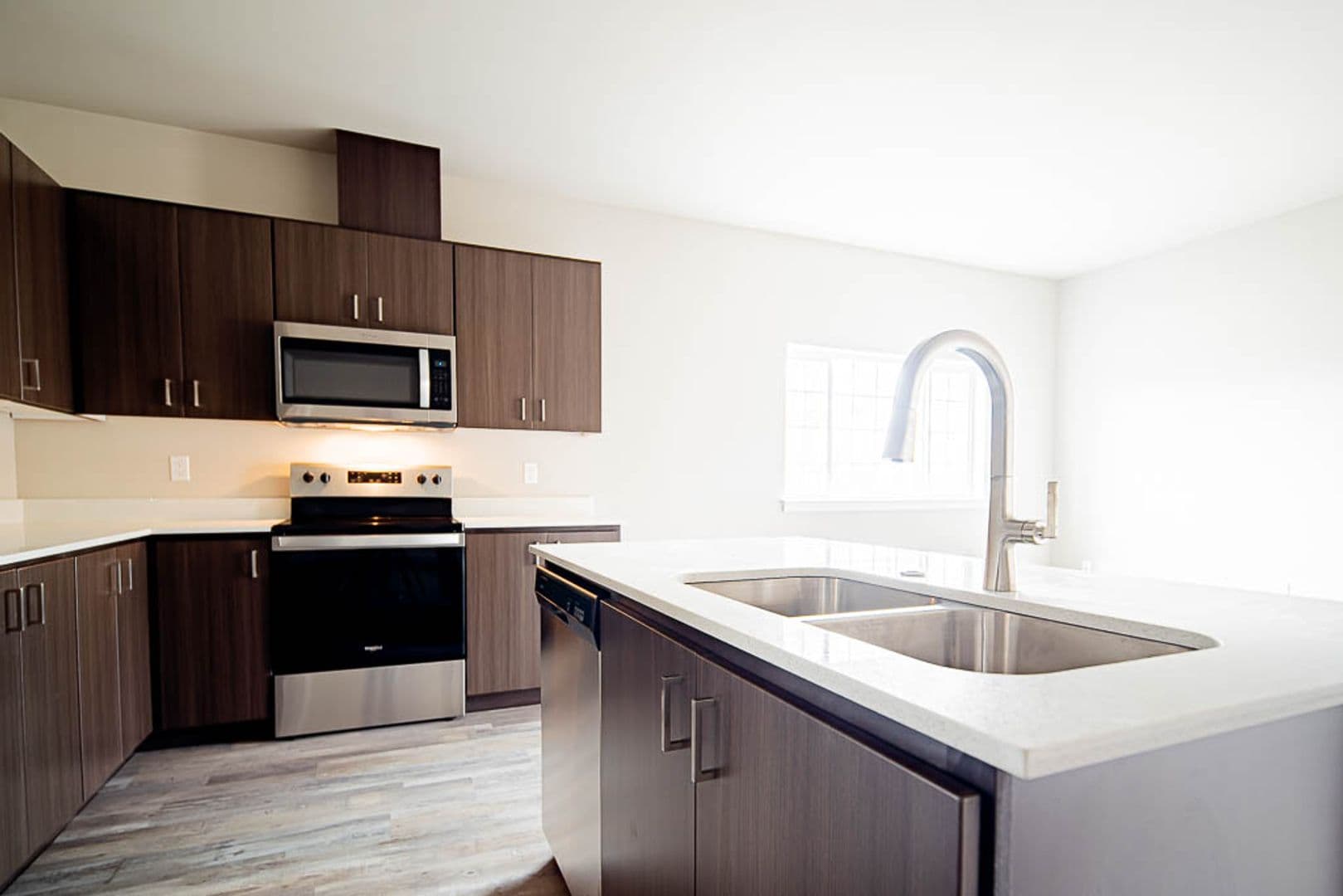 Lebanon Apartment: 2180 Franklin St