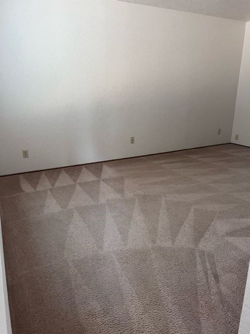 Keizer Apartment: 601 Chemawa Road N