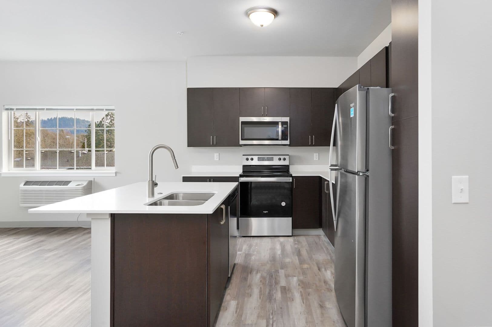 Lebanon Apartment: 100 Vaughan Lane