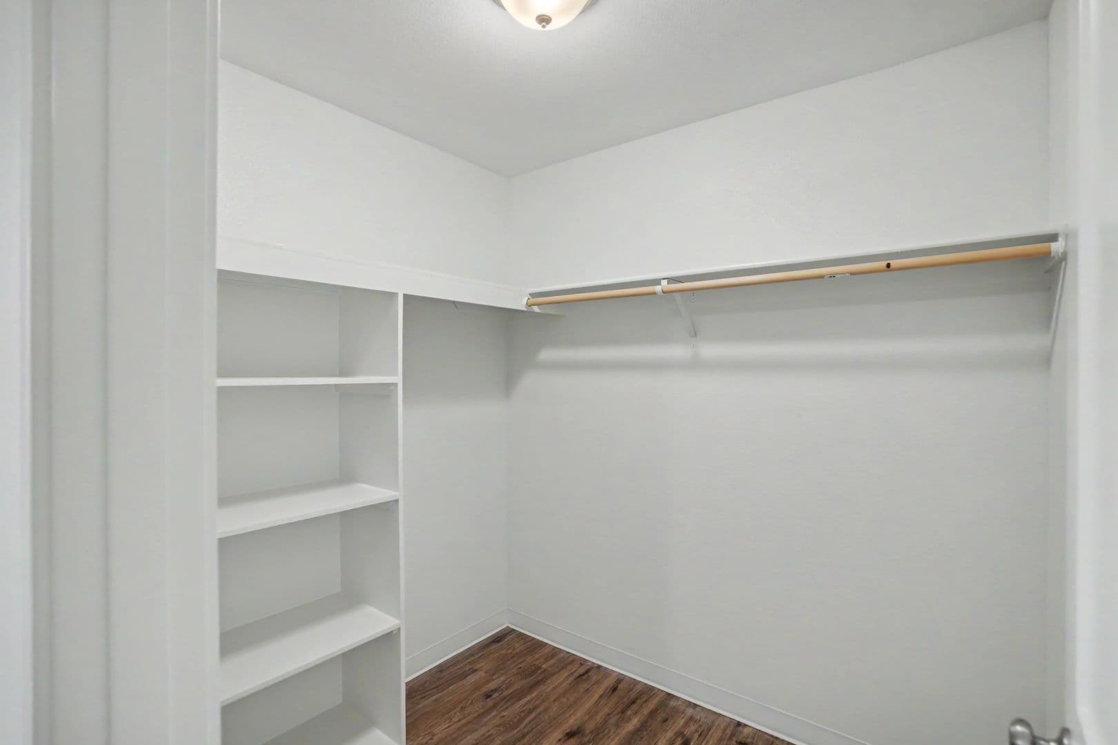 Salem Apartment: 1320 Mildred Lane SE
