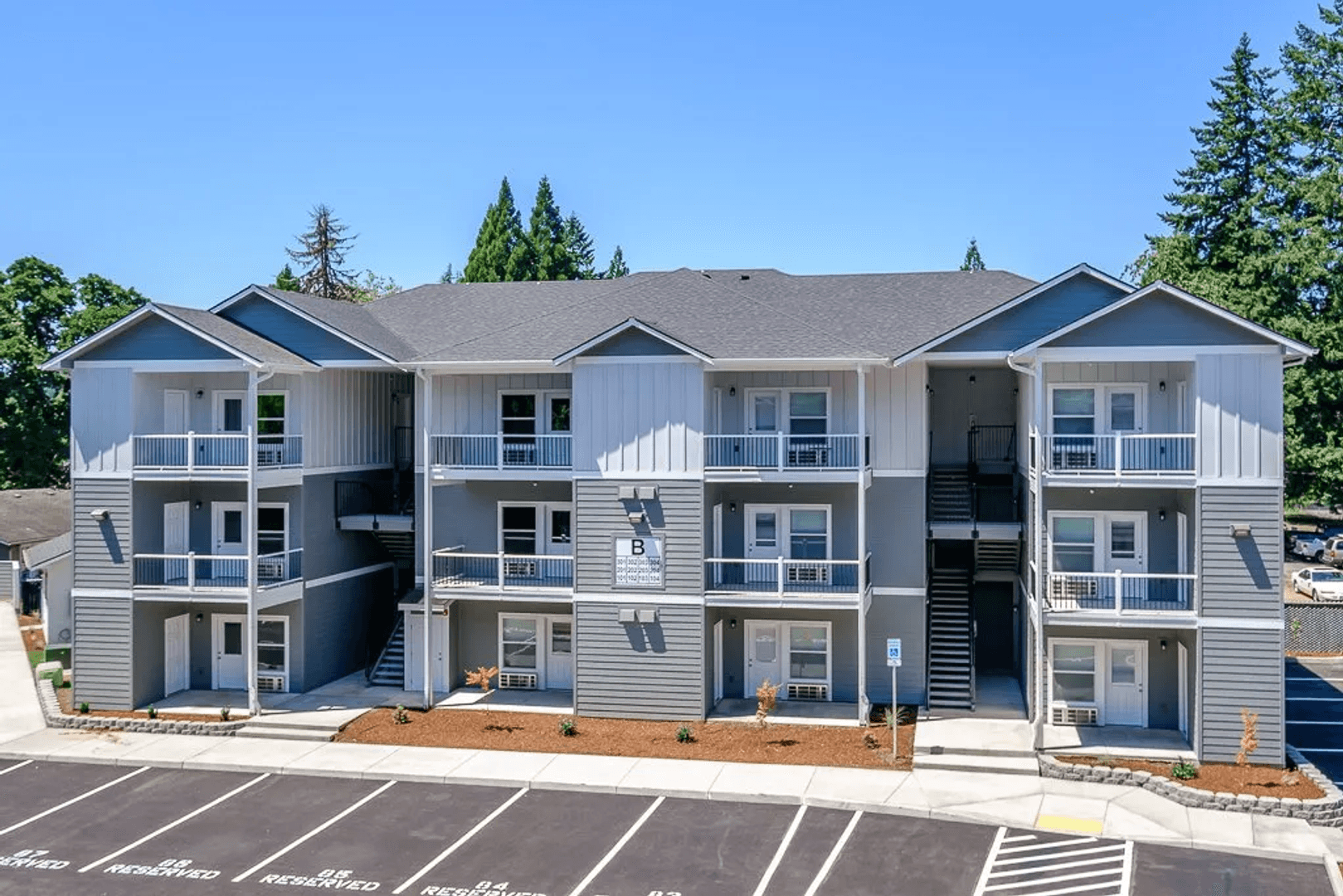 Sweet Home Apartment: 2500 Long Street