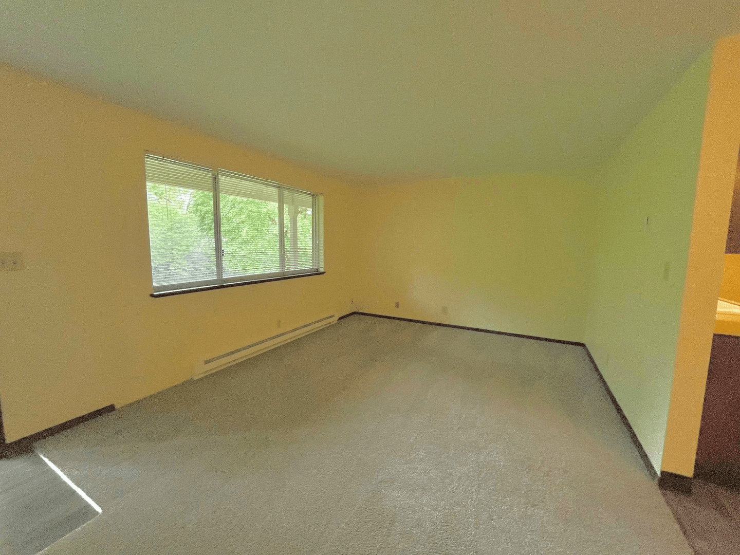 Salem Apartment: 1107 Hines Street SE