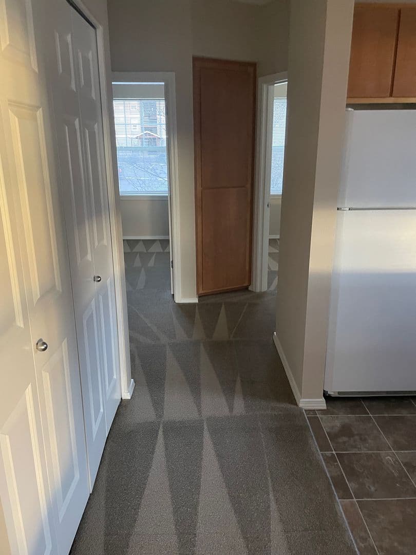 Salem Apartment: 1668 Baxter Rd SE, #100