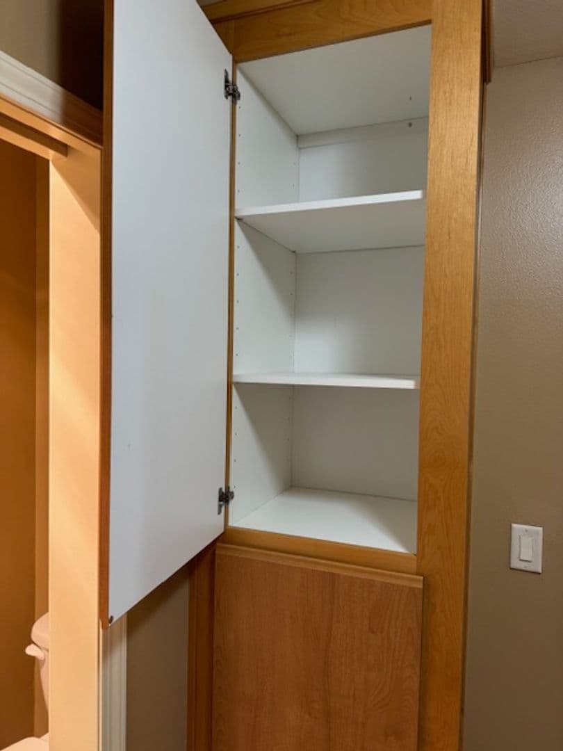 Salem Apartment: 4976 Turquoise Ave SE