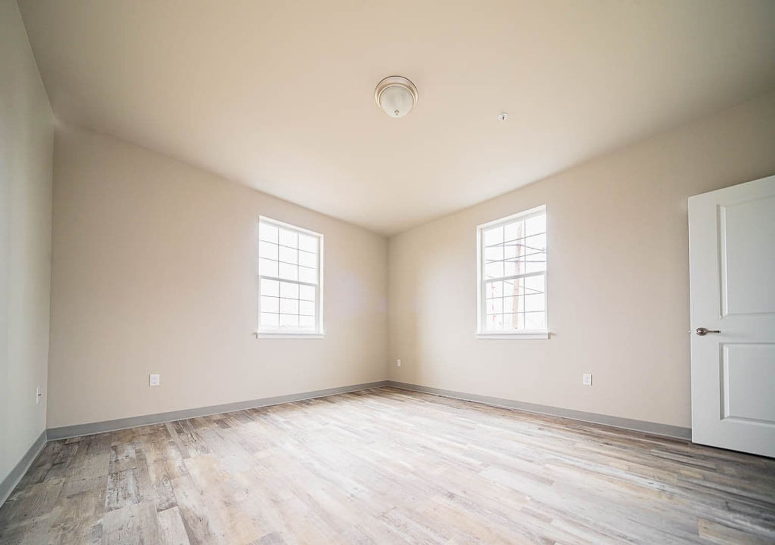 Lebanon Apartment: 2180 Franklin St