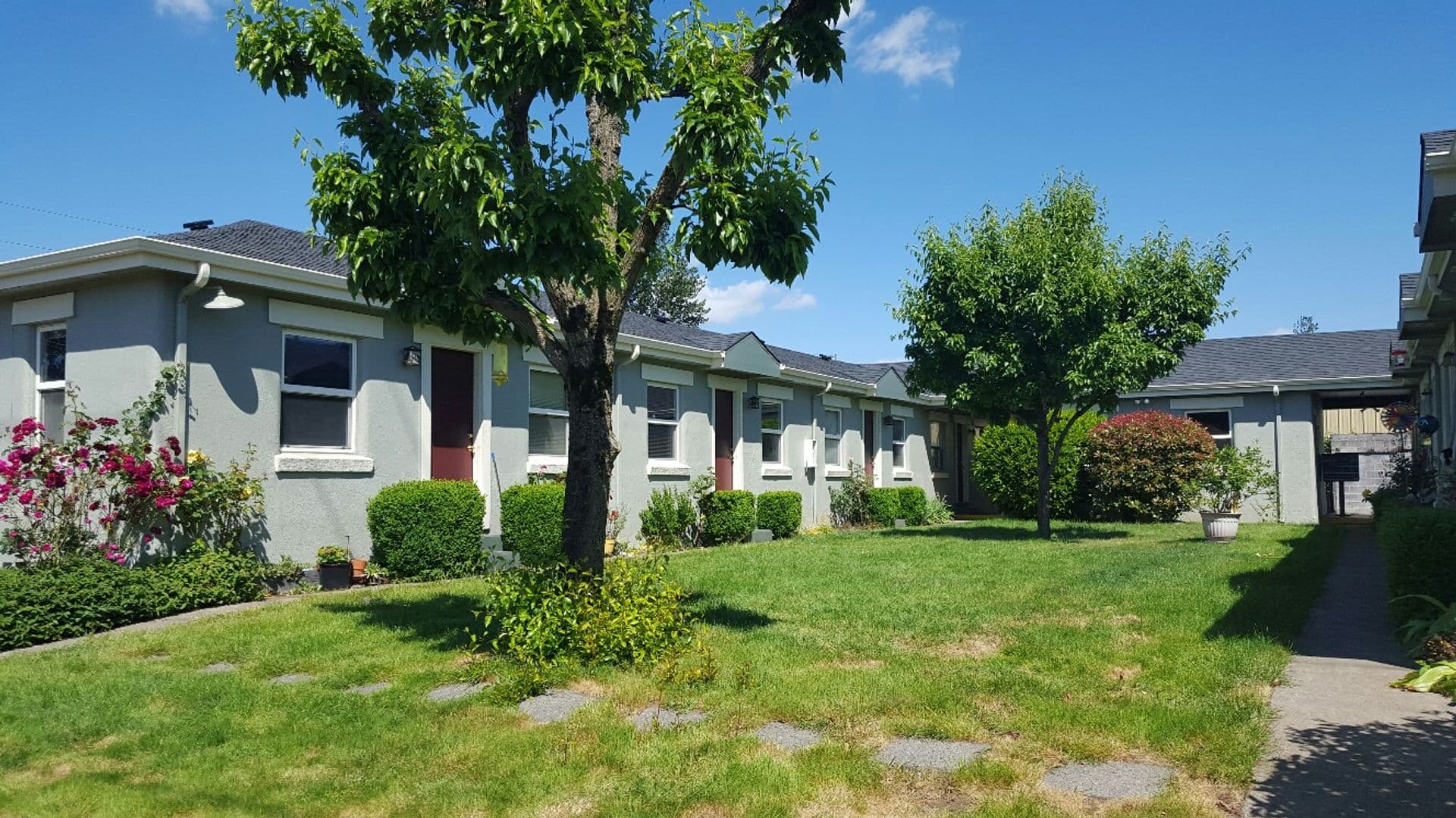 Salem Apartment: 1642 13th St SE
