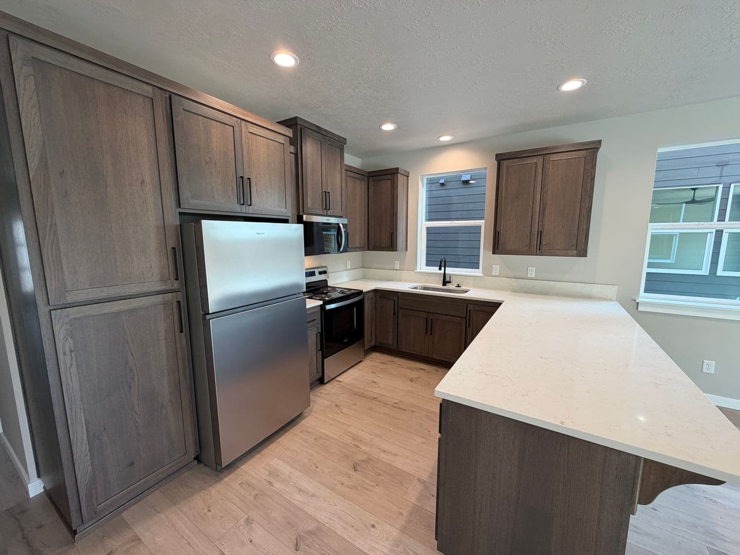 Keizer Apartment: 1125 Sally Lane NE