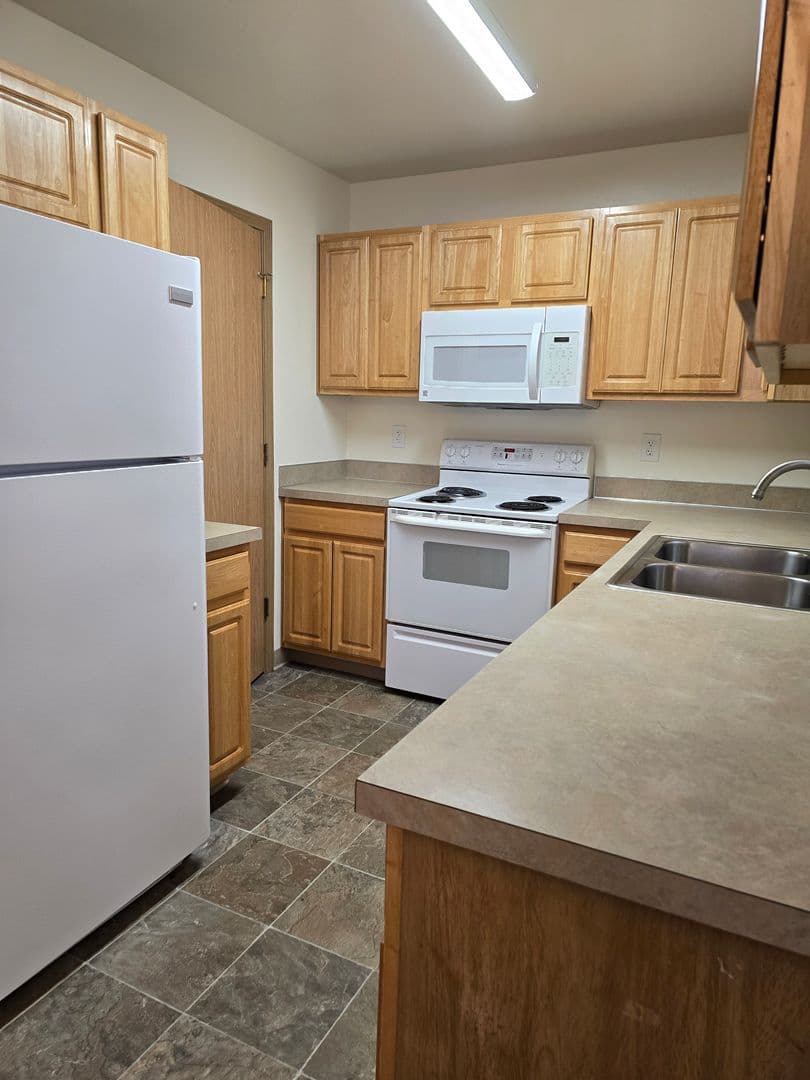 Albany Townhome: 3511 25th Court SE