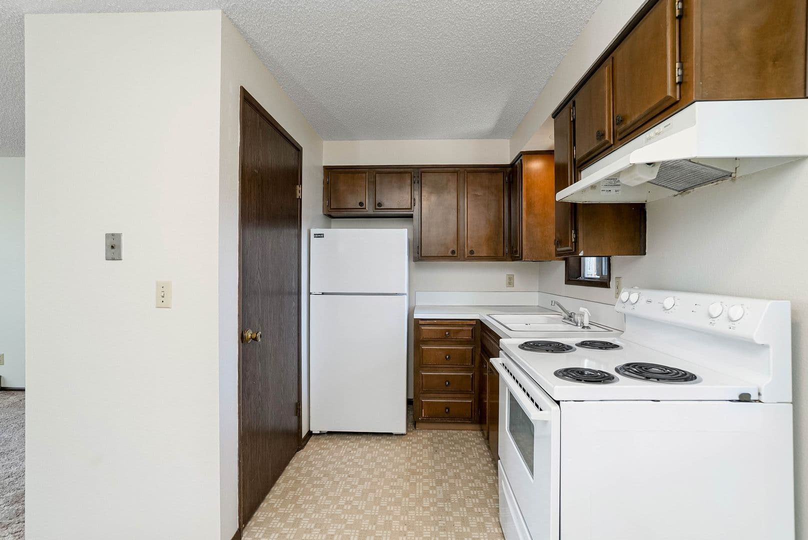 Salem Apartment: 3811 Lancaster Dr NE