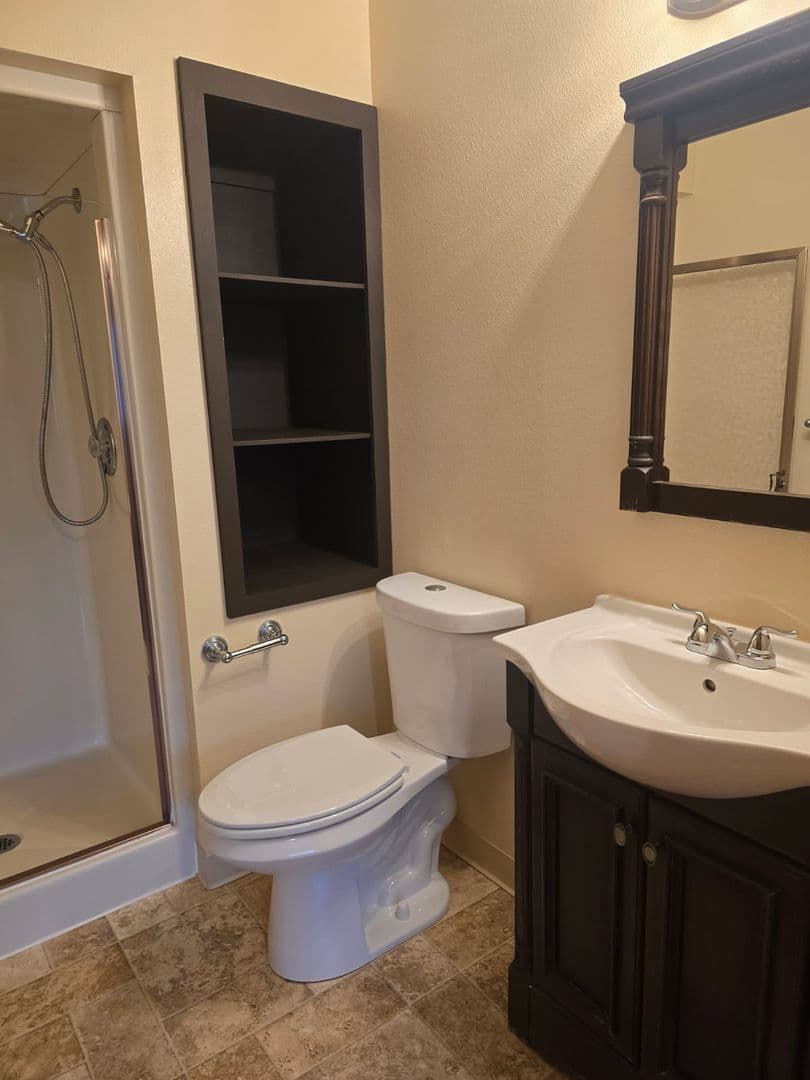 Albany Apartment: 1440 Geary Circle SE