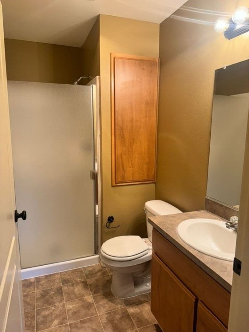 Salem Apartment: 4976 Turquoise Ave SE