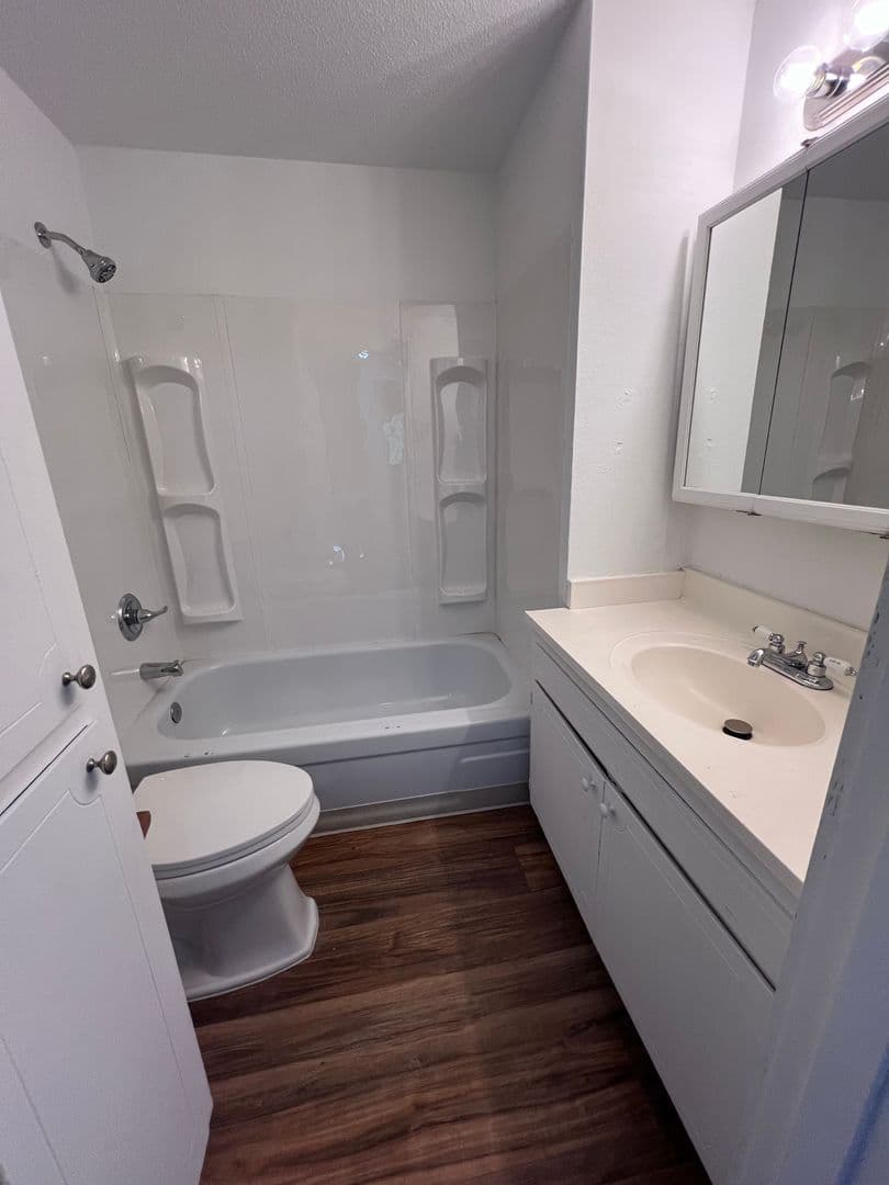 Albany Apartment: 510 34th Avenue SE