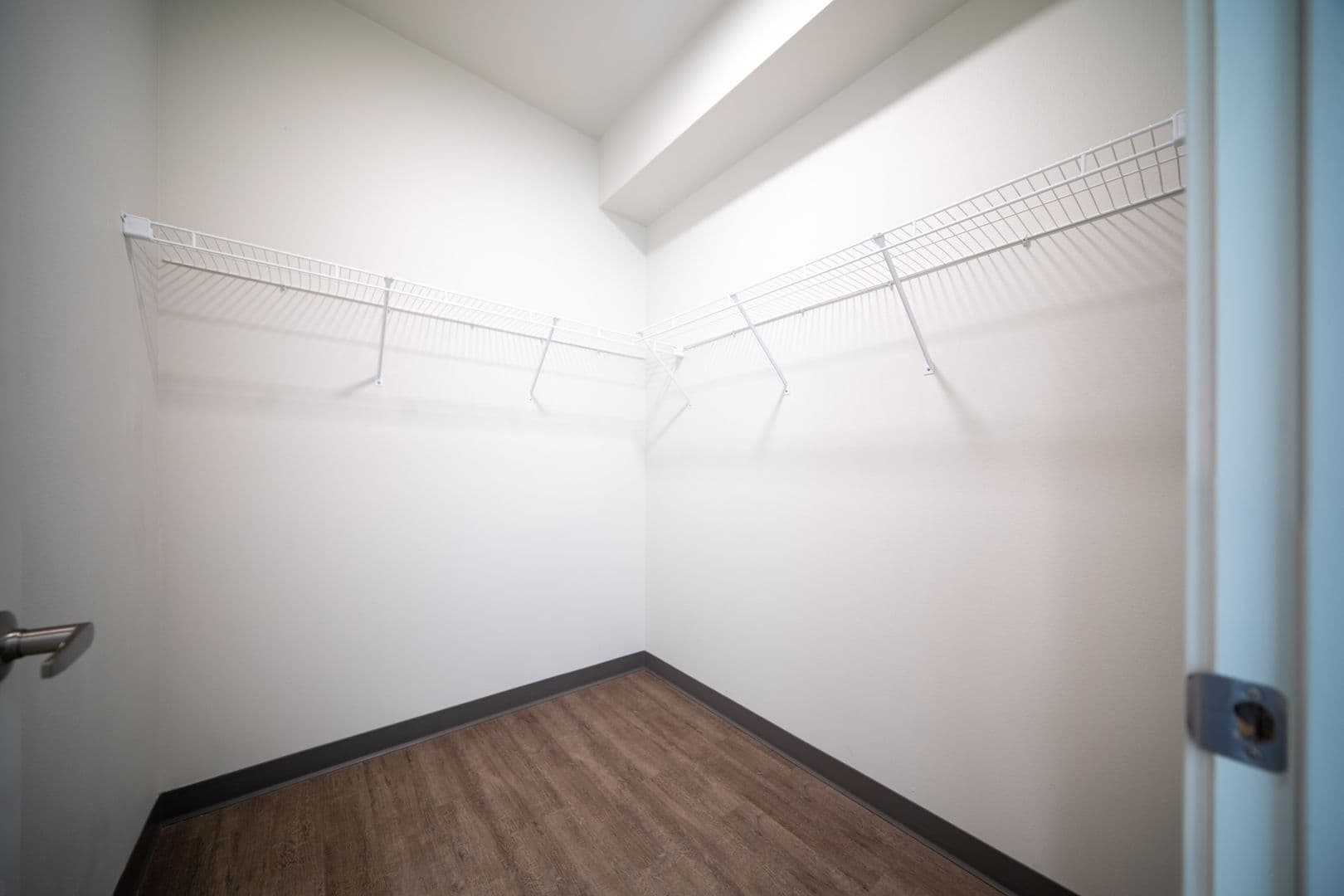 Salem Apartment: 990 Broadway St NE