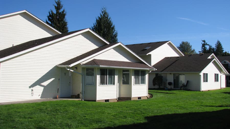 Independence Apartment: 205 N Gun Club Road