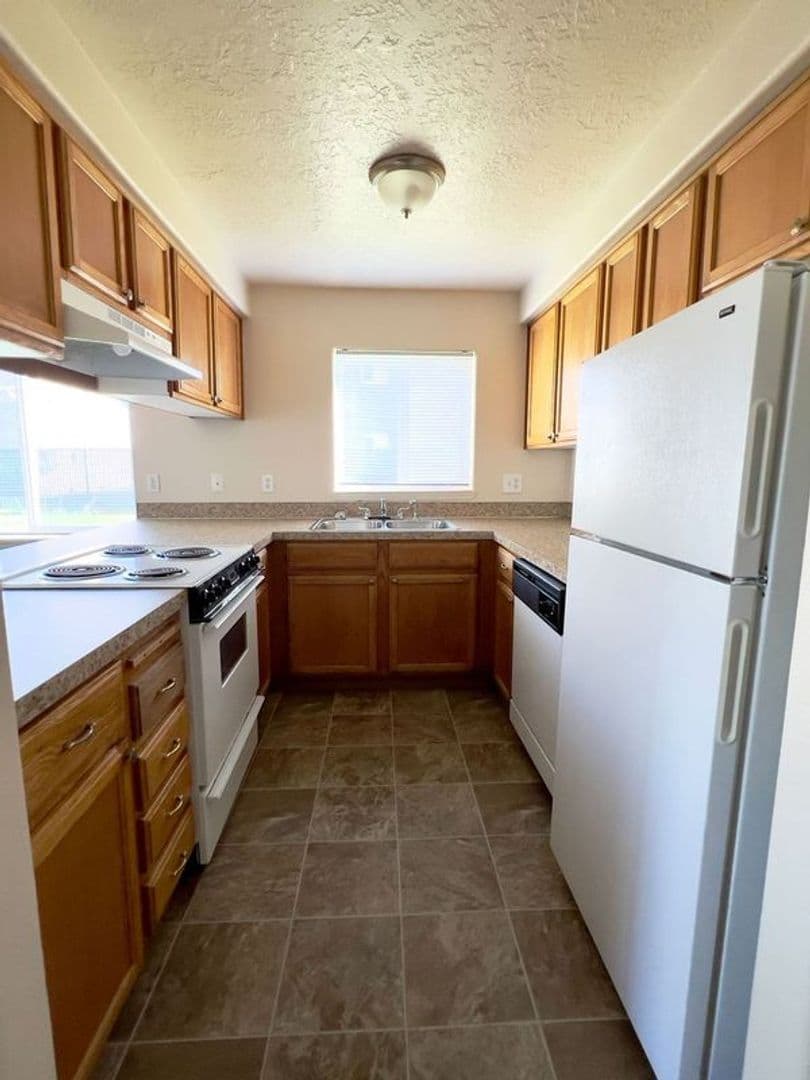 Lebanon Apartment: 1603 S 9th Street