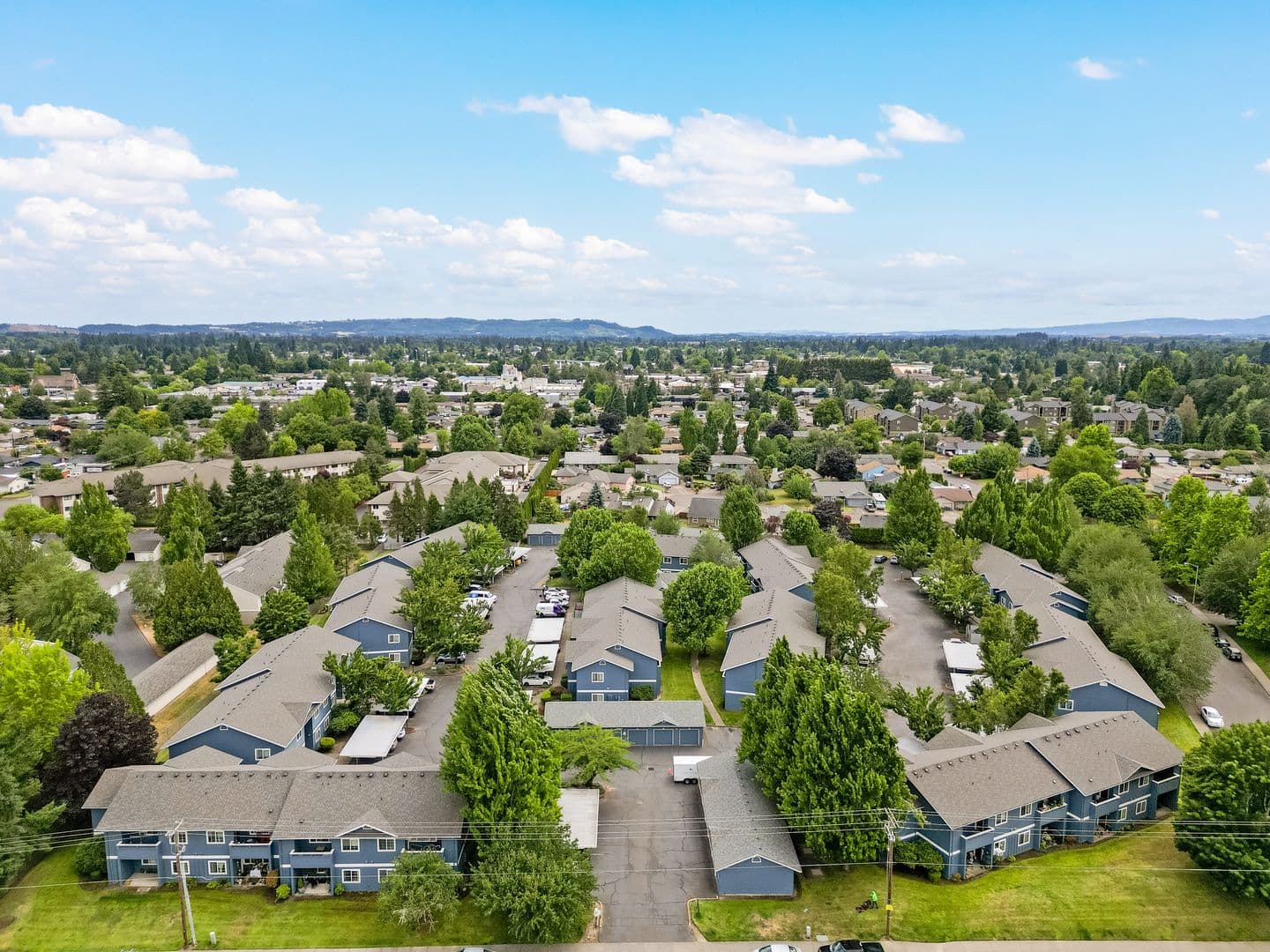 McMinnville Apartment: 2938 NE Evans St