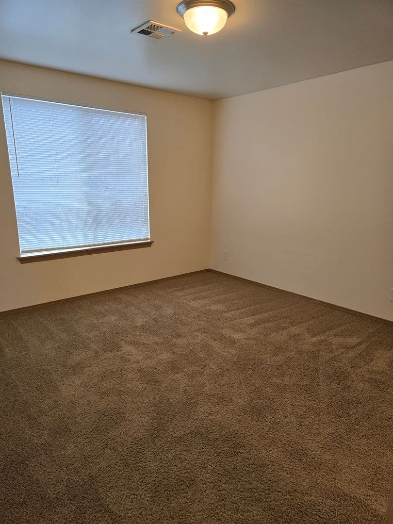 Albany Townhome: 3511 25th Court SE