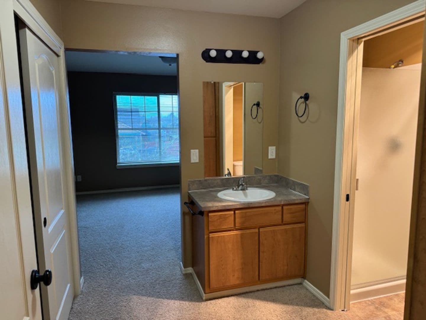 Salem Apartment: 4976 Turquoise Ave SE