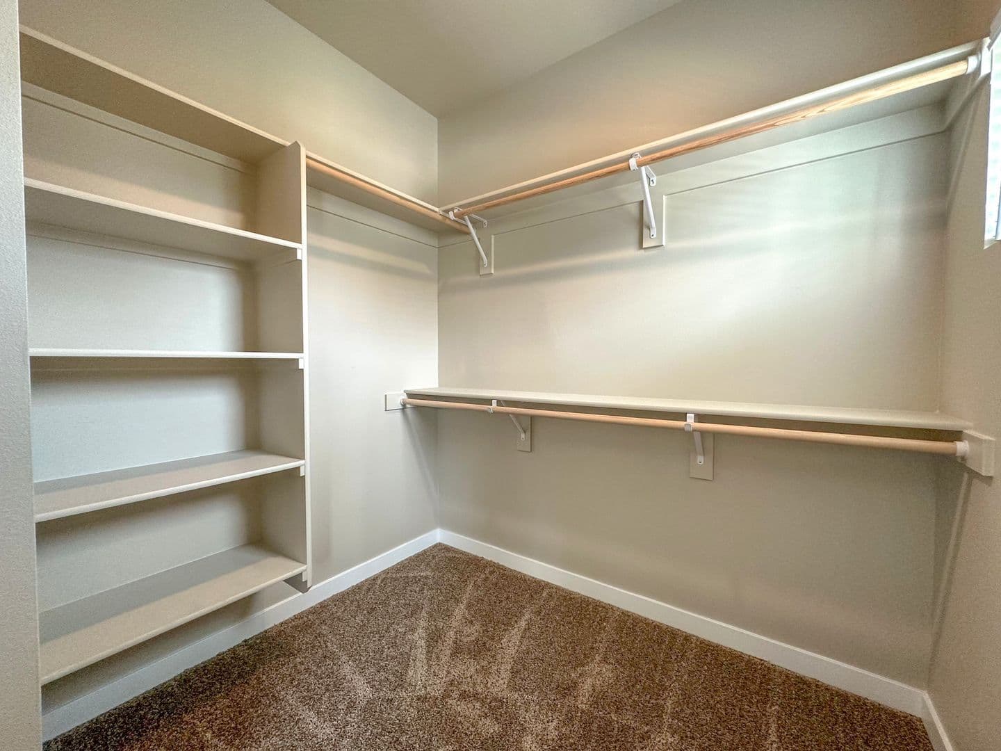 Salem Apartment: 4624 Lancaster Dr NE