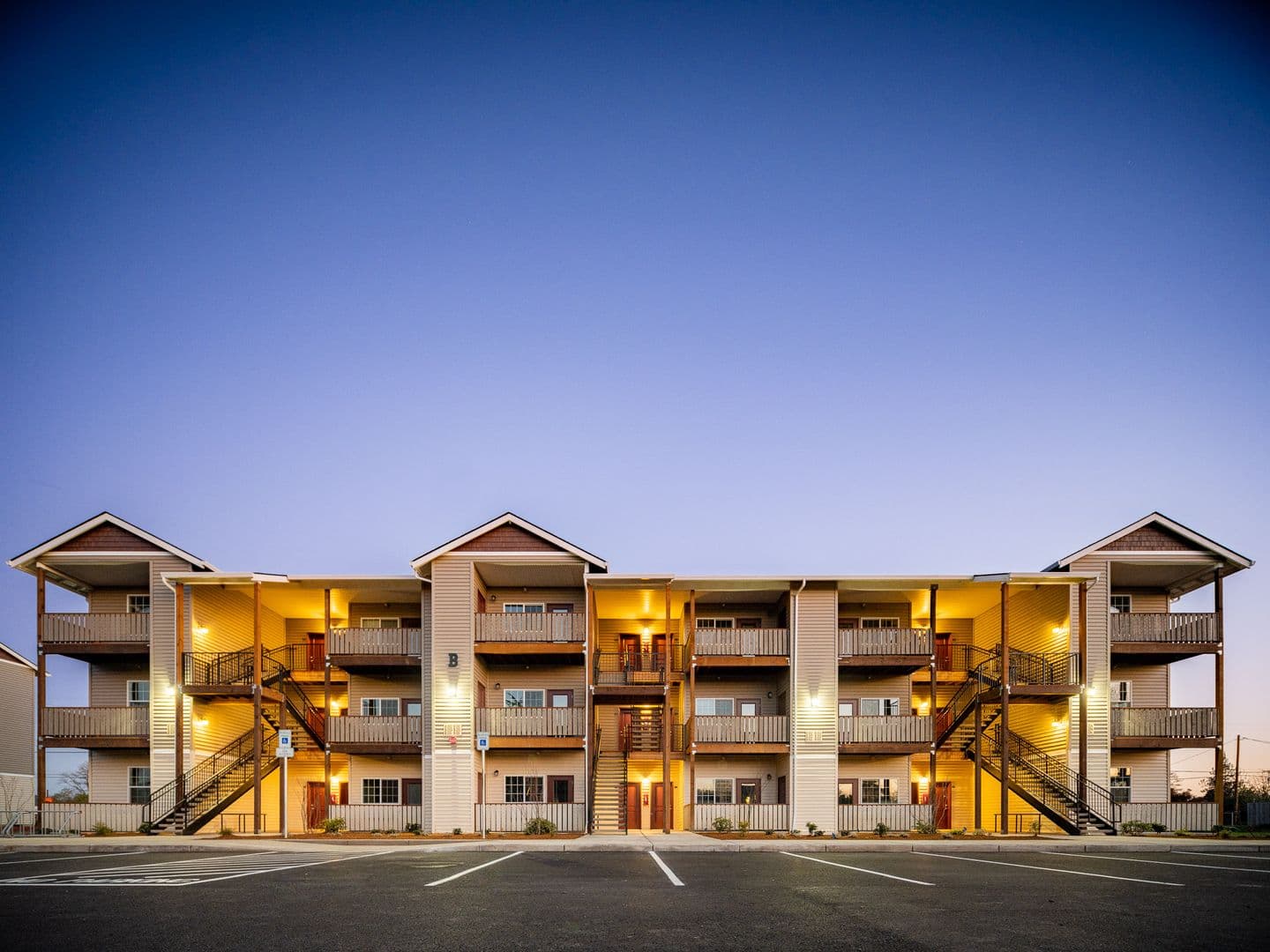 Lebanon Apartment: 100 Vaughan Lane