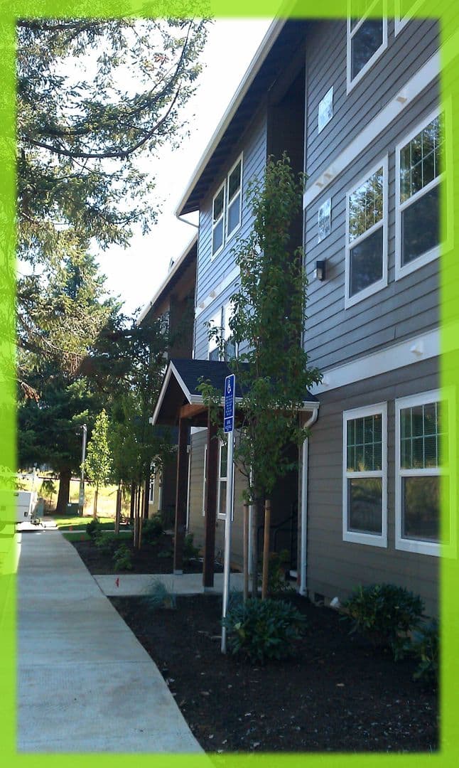Salem Apartment: 1668 Baxter Rd SE, #100