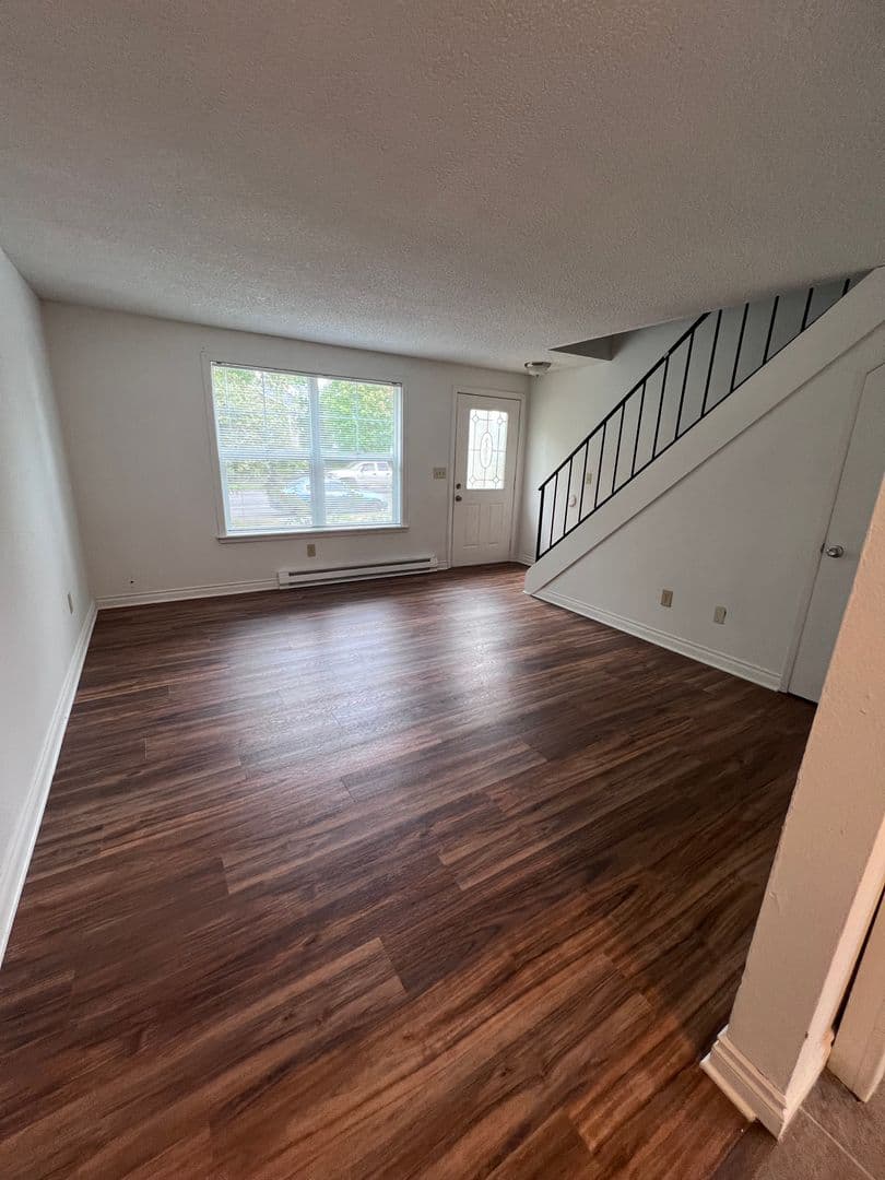 Albany Apartment: 510 34th Avenue SE