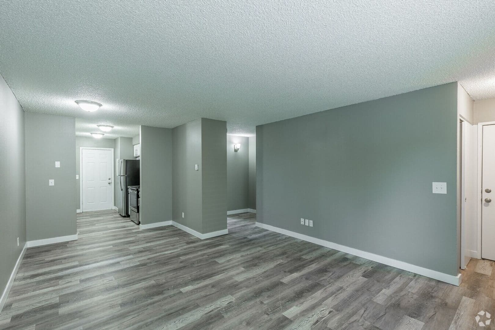 Salem Apartment: 2500 Lancaster Drive NE