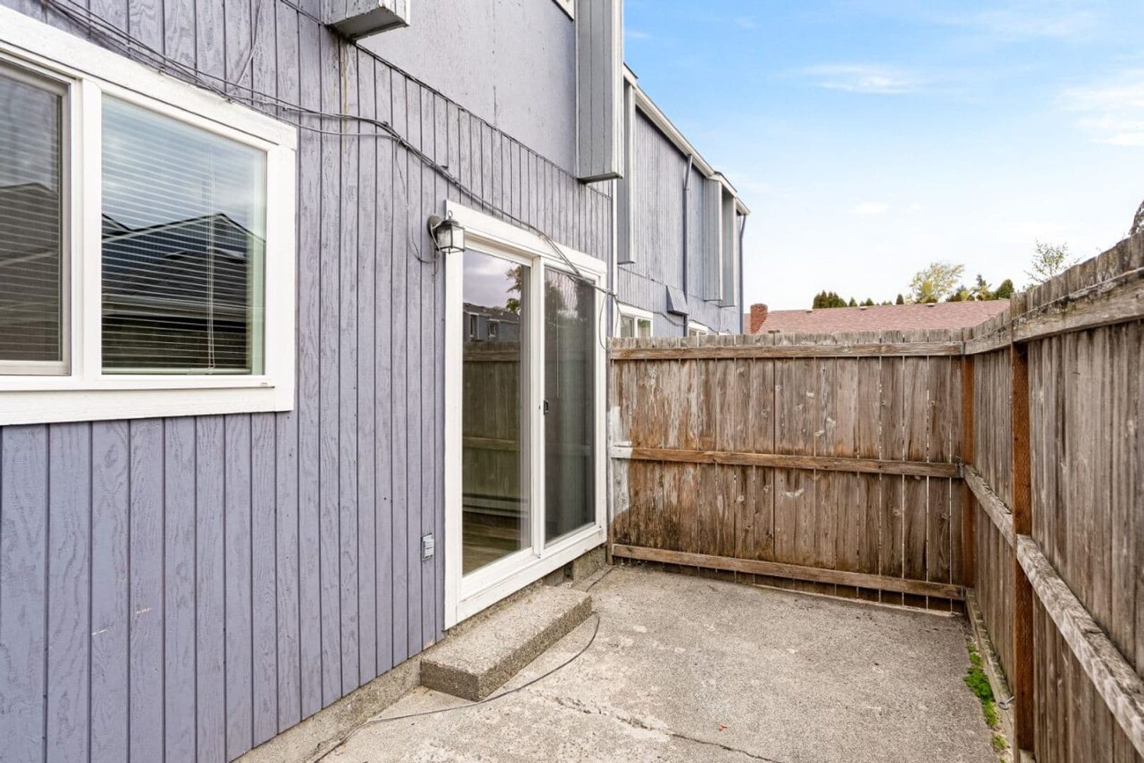 Lebanon Apartment: 750 E Street