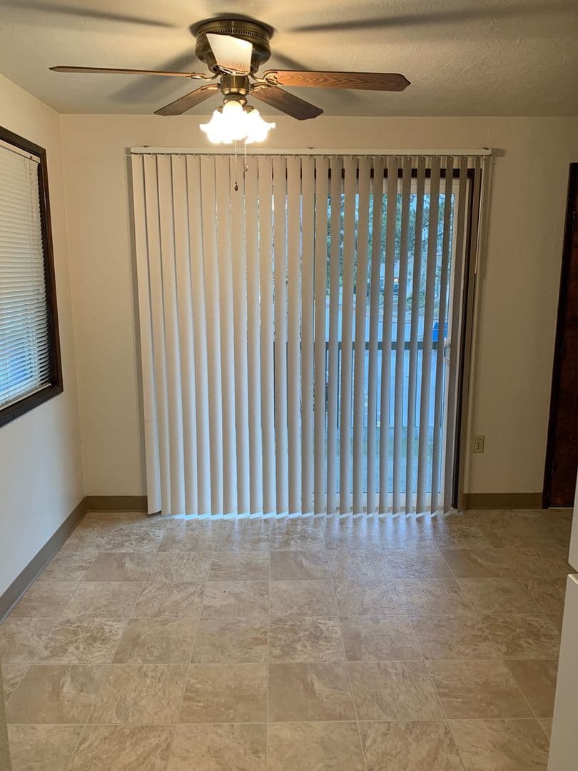 Salem Apartment: 731 Gerth Ave NW
