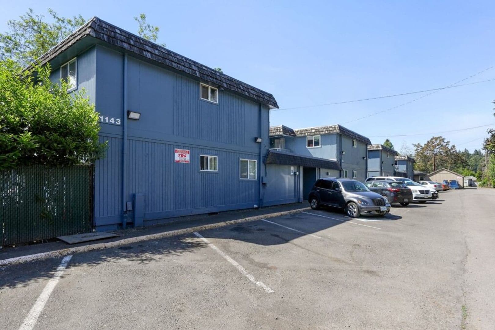 Salem Apartment: 1143 6th Street NW