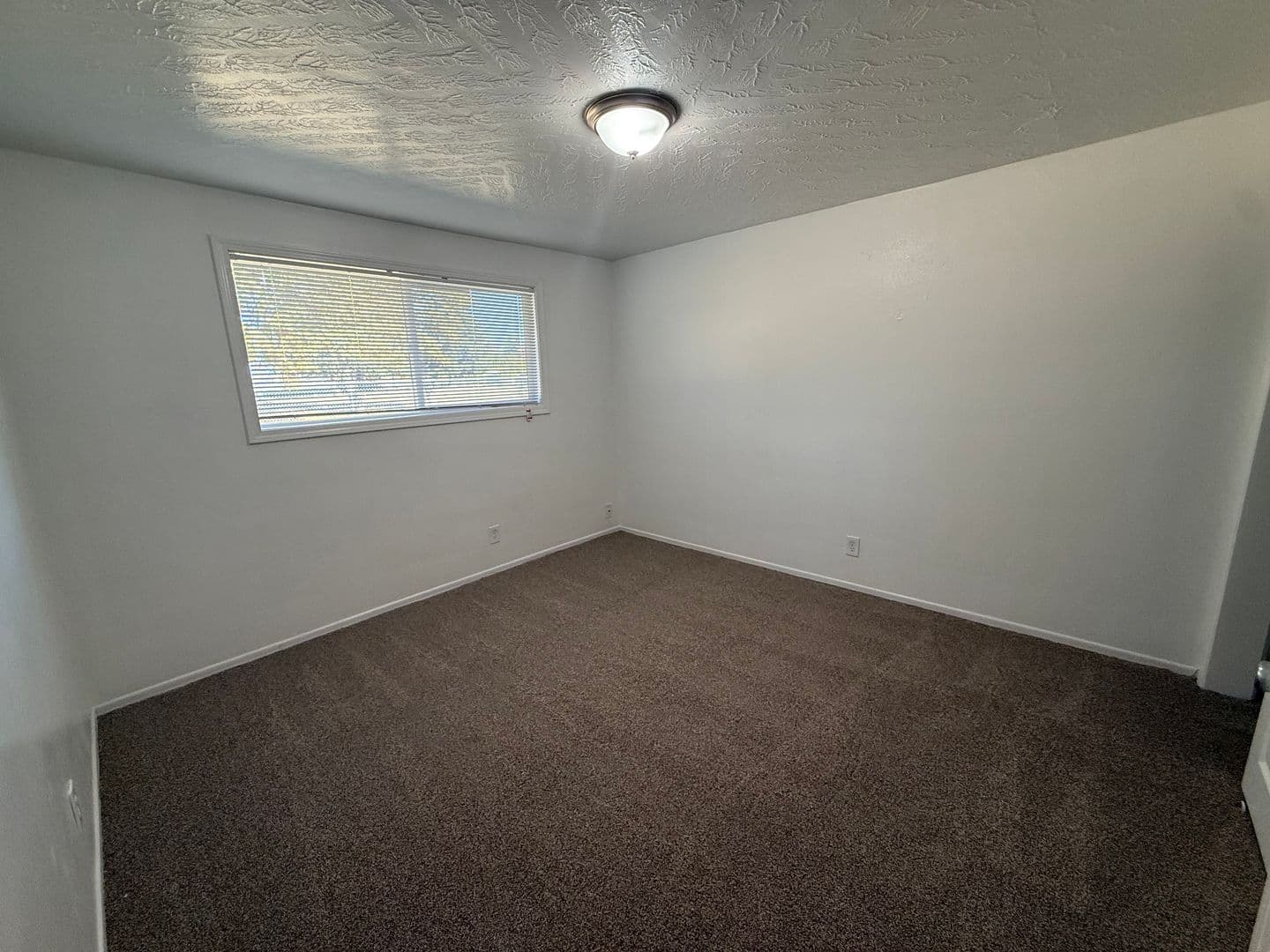 Salem Apartment: 4251 32nd Place NE