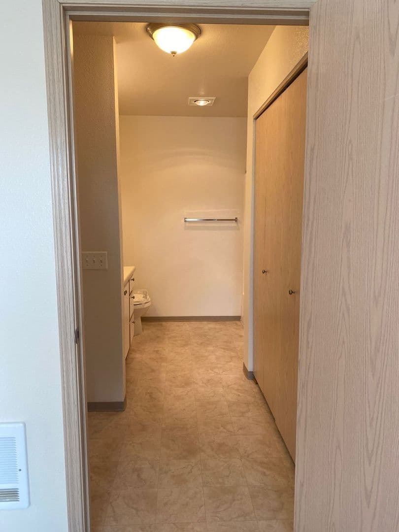 Albany Apartment: 3320 Jackson Street SE