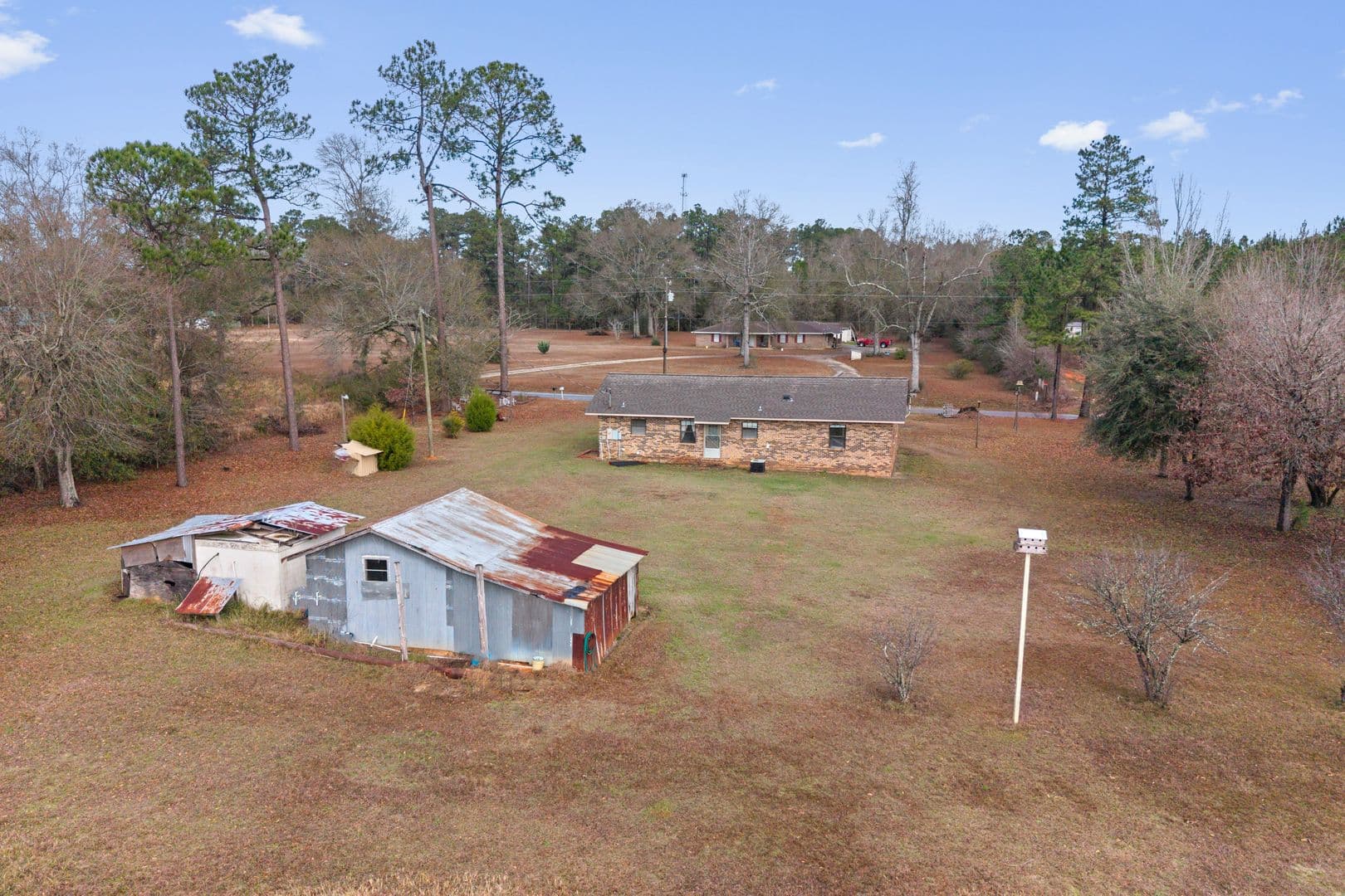 Lucedale House: 373 Chill Churchwell Loop