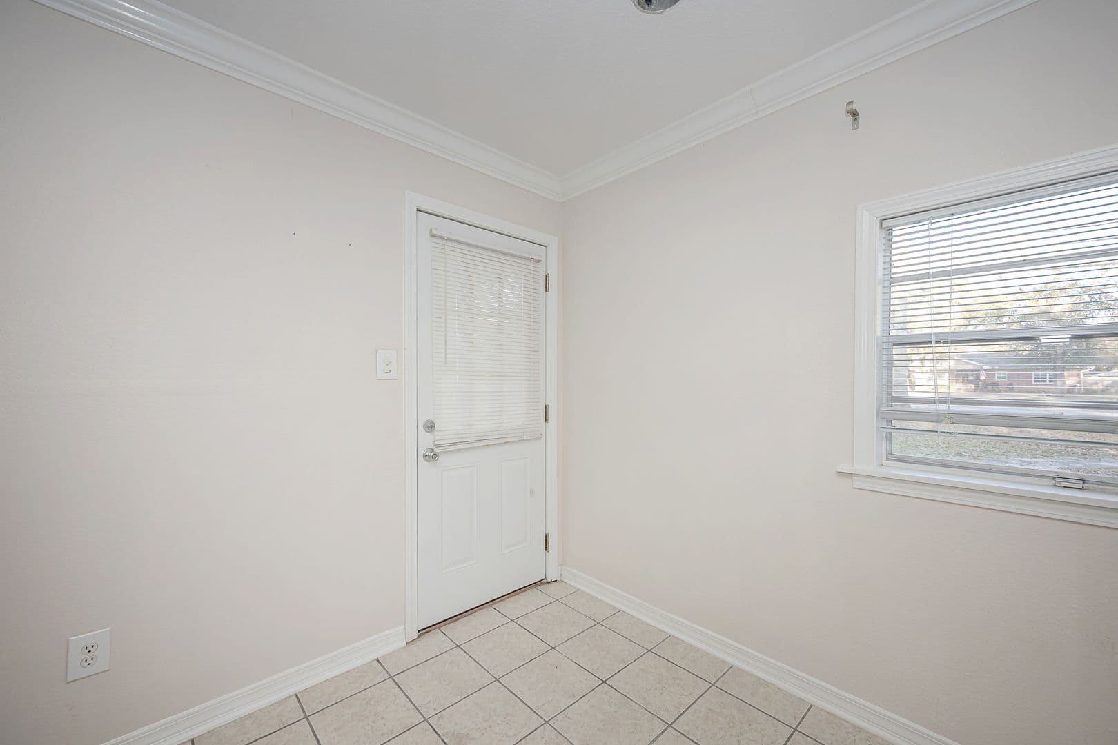 Pascagoula House: 807 Market Street