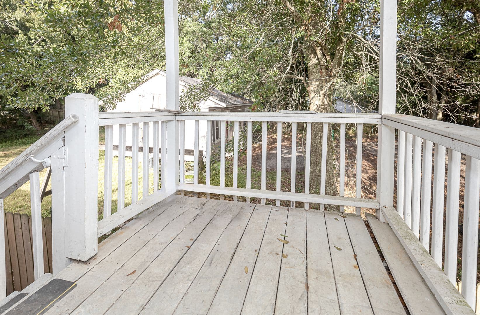 Pascagoula Apartment: 905 Sarrazin Avenue