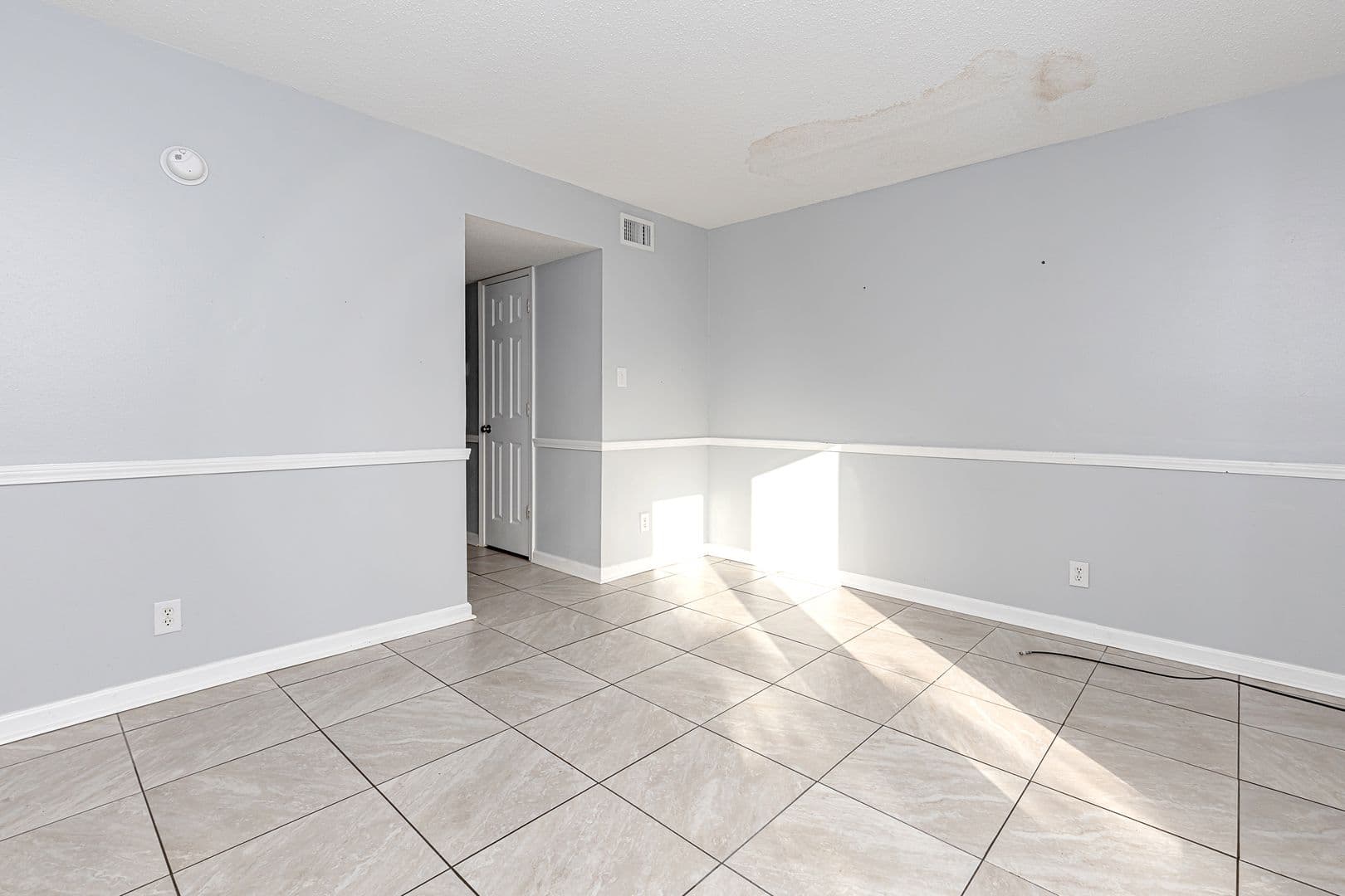 Pascagoula Apartment: 3419 Hospital Road