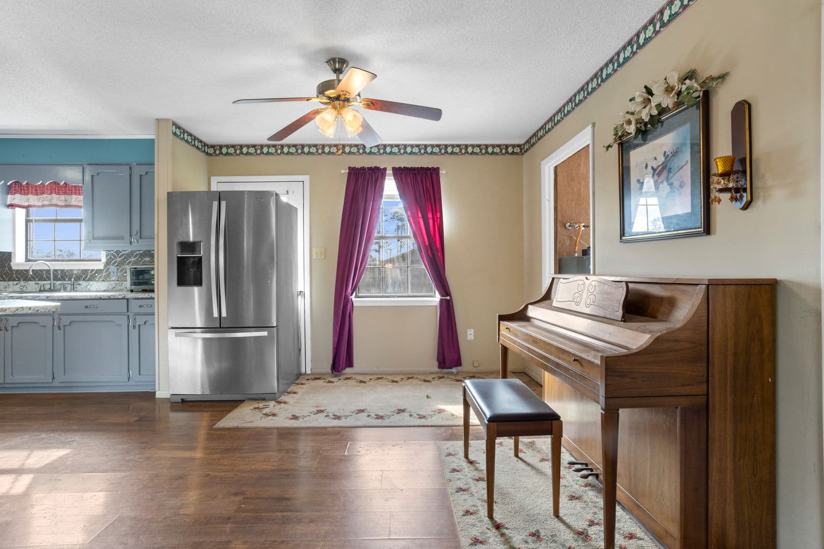 Lucedale House: 373 Chill Churchwell Loop