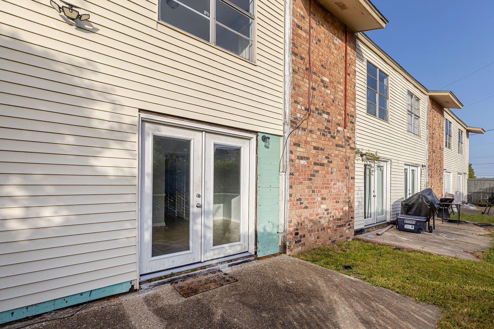 Pascagoula Apartment: 3419 Hospital Road